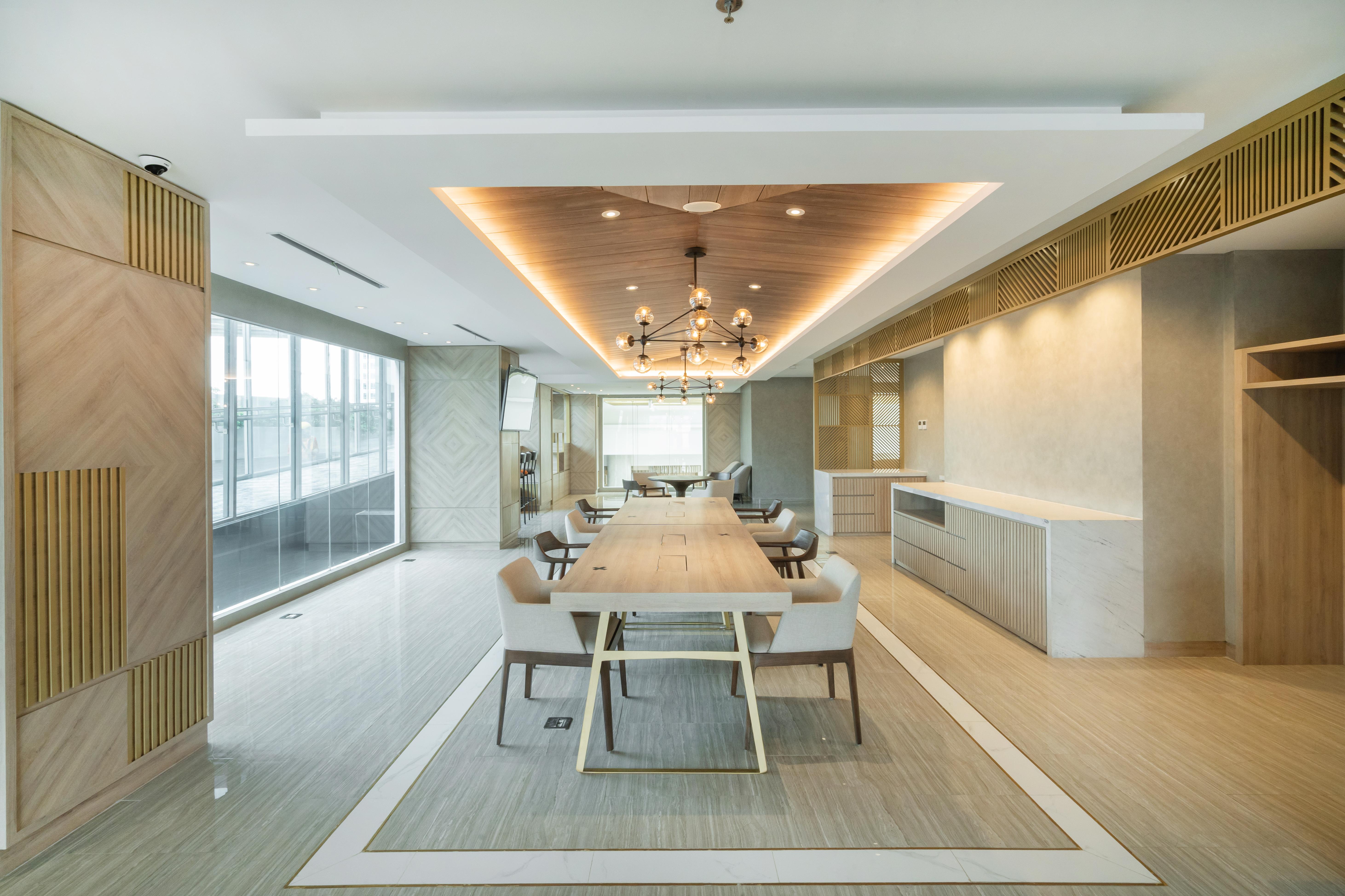 Harris Suites Puri Mansion Jakarta Exterior photo